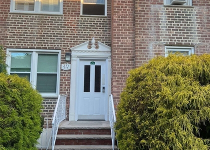 1 Bedroom, Cedarhurst Rental in Long Island, NY for $2,100 - Photo 1