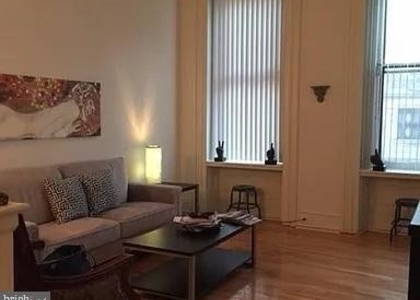 2 Bedrooms, Rittenhouse Square Rental in Philadelphia, PA for $2,500 - Photo 1