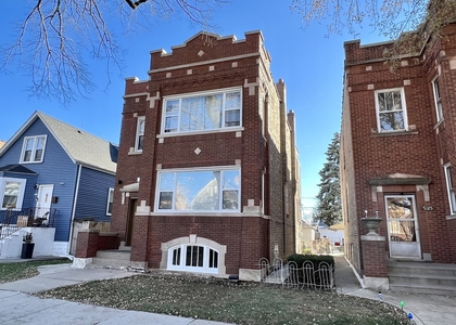3 Bedrooms, Cragin Rental in Chicago, IL for $2,000 - Photo 1