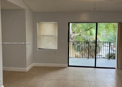 2 Bedrooms, Summerbreeze Condominiums Rental in Miami, FL for $2,200 - Photo 1