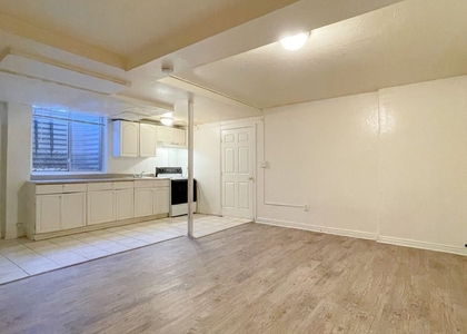 2 Bedrooms, North Aurora Rental in Denver, CO for $1,150 - Photo 1