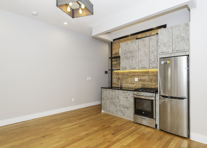 2 Bedrooms, Crown Heights Rental in NYC for $3,099 - Photo 1