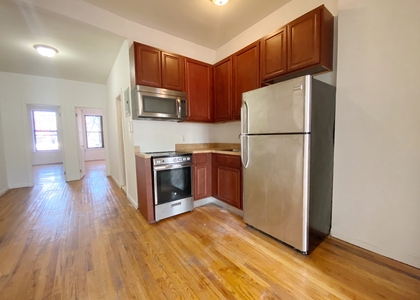 3 Bedrooms, Crown Heights Rental in NYC for $2,750 - Photo 1