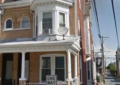 2 Bedrooms, Walnut Street Historic District Rental in Allentown-Bethlehem, PA-NJ for $1,500 - Photo 1