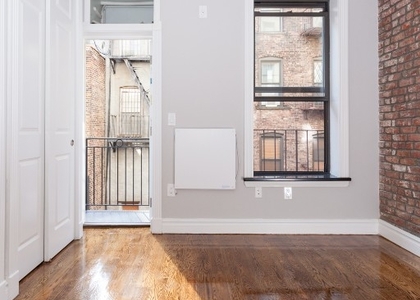 2 Bedrooms, Lower East Side Rental in NYC for $4,295 - Photo 1