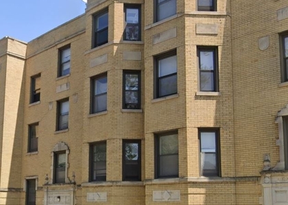 2 Bedrooms, Gresham Rental in Chicago, IL for $1,300 - Photo 1