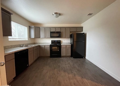 3 Bedrooms, Northwest Harris Rental in Houston for $1,645 - Photo 1