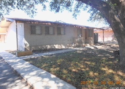 2 Bedrooms, Woodlawn Hills Rental in San Antonio, TX for $1,050 - Photo 1