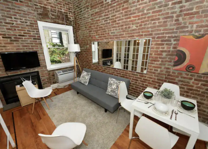 3 Bedrooms, Hell's Kitchen Rental in NYC for $5,500 - Photo 1