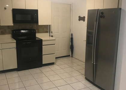 1 Bedroom, Dix Hills Rental in Long Island, NY for $1,900 - Photo 1