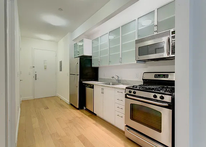 Studio, Financial District Rental in NYC for $2,925 - Photo 1
