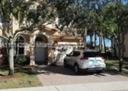 4 Bedrooms, Hampton Park Rental in Miami, FL for $3,500 - Photo 1