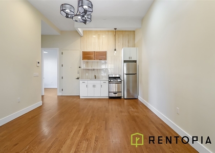 565 Evergreen Avenue - Photo 1