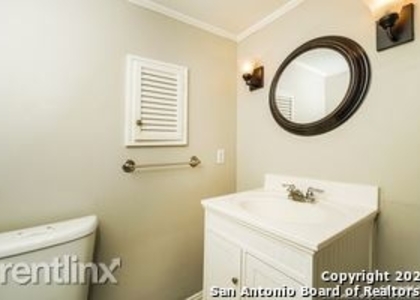 3 Bedrooms, Vance Jackson Rental in San Antonio, TX for $1,995 - Photo 1