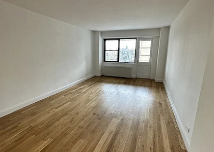 2 Bedrooms, Yorkville Rental in NYC for $7,300 - Photo 1
