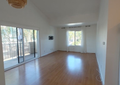 2 Bedrooms, Lee School Rental in Los Angeles, CA for $2,995 - Photo 1