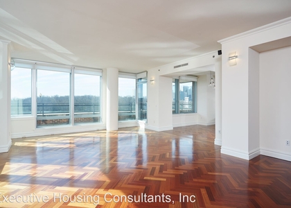 3150 South St, Nw #1d - Photo 1