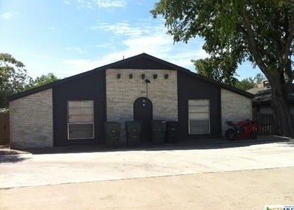 2 Bedrooms, Killeen Rental in Killeen-Temple-Fort Hood, TX for $750 - Photo 1