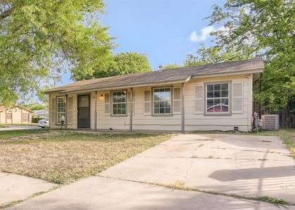3 Bedrooms, Montropolis Rental in Austin-Round Rock Metro Area, TX for $2,000 - Photo 1