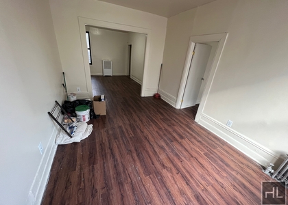 3 Bedrooms, Concourse Rental in NYC for $3,200 - Photo 1