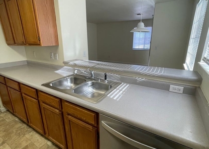 2 Bedrooms, Highline Point Apartments Rental in Denver, CO for $1,800 - Photo 1