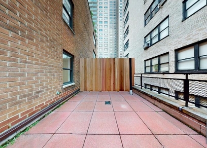 1 Bedroom, Sutton Place Rental in NYC for $4,300 - Photo 1