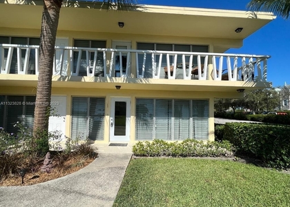 2 Bedrooms, Deerfield Beach Rental in Miami, FL for $2,450 - Photo 1