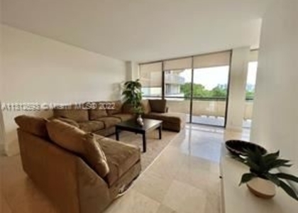 2 Bedrooms, Biscayne Yacht & Country Club Rental in Miami, FL for $4,000 - Photo 1