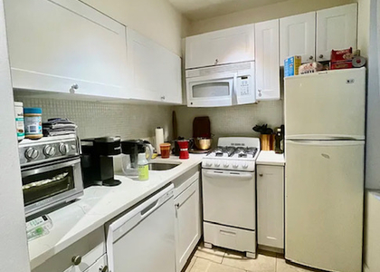 2 Bedrooms, Lincoln Square Rental in NYC for $4,995 - Photo 1