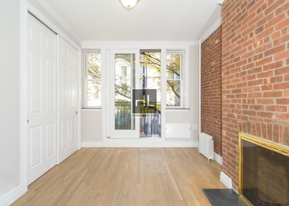 2 Bedrooms, East Village Rental in NYC for $4,695 - Photo 1