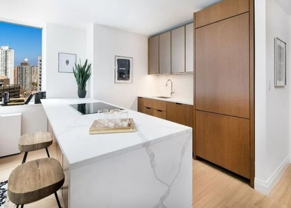 2 Bedrooms, Sutton Place Rental in NYC for $5,505 - Photo 1