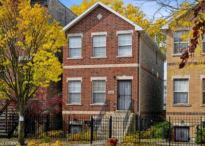 3 Bedrooms, Douglas Rental in Chicago, IL for $3,000 - Photo 1