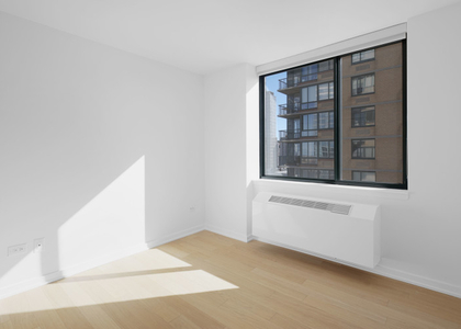 2 Bedrooms, Lincoln Square Rental in NYC for $5,750 - Photo 1