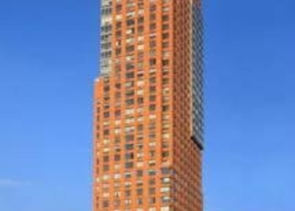 2 Bedrooms, Battery Park City Rental in NYC for $8,935 - Photo 1