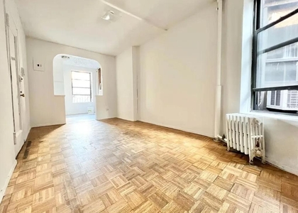 1 Bedroom, Yorkville Rental in NYC for $2,900 - Photo 1
