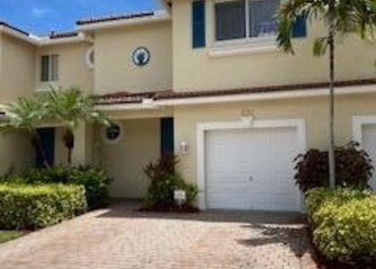 3 Bedrooms, Quantum Park Townhomes Rental in Miami, FL for $2,890 - Photo 1