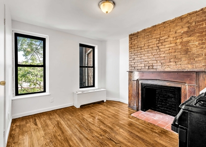 2 Bedrooms, West Village Rental in NYC for $3,850 - Photo 1