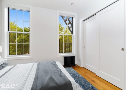 1 Bedroom, Alphabet City Rental in NYC for $4,000 - Photo 1