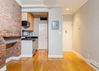 1 Bedroom, Alphabet City Rental in NYC for $3,195 - Photo 1