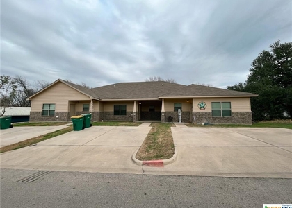2 Bedrooms, Belton Rental in Killeen-Temple-Fort Hood, TX for $1,450 - Photo 1