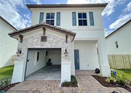 3 Bedrooms, Minton Manor Rental in Miami, FL for $3,600 - Photo 1