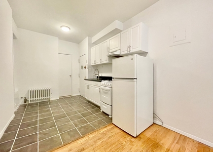 1 Bedroom, West Village Rental in NYC for $3,200 - Photo 1