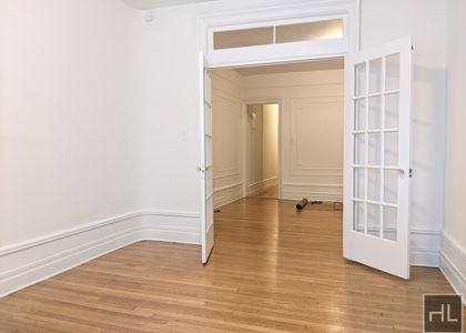 3 Bedrooms, Astoria Rental in NYC for $3,350 - Photo 1