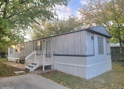 2 Bedrooms, Killeen Rental in Killeen-Temple-Fort Hood, TX for $700 - Photo 1