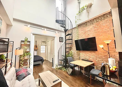 East 18th Street - Photo 1