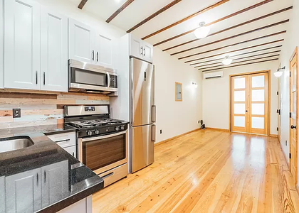 212 Starr Street - Photo 1