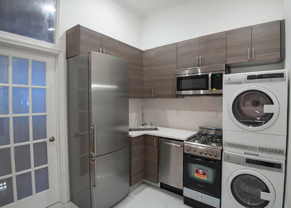 2 Bedrooms, Little Italy Rental in NYC for $4,500 - Photo 1