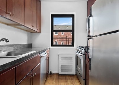 1 Bedroom, Auburndale Rental in NYC for $2,195 - Photo 1