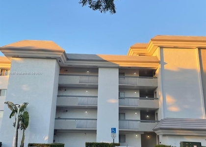 2 Bedrooms, Pine Island Villas Condominiums Rental in Miami, FL for $2,300 - Photo 1