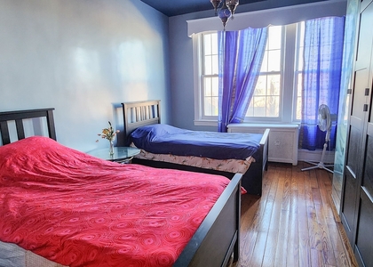 3 Bedrooms, Jackson Heights Rental in NYC for $3,400 - Photo 1